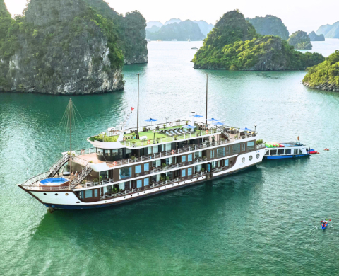 Halong Bay Cruises | Vietnam Tour Operator - Incredible Asia Journeys