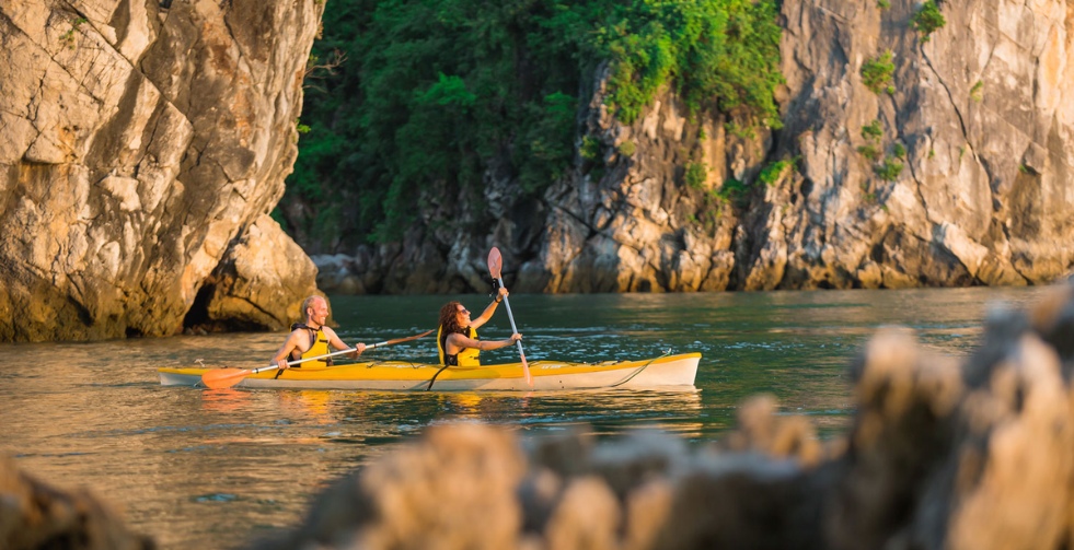 Kayak in Halong Bay