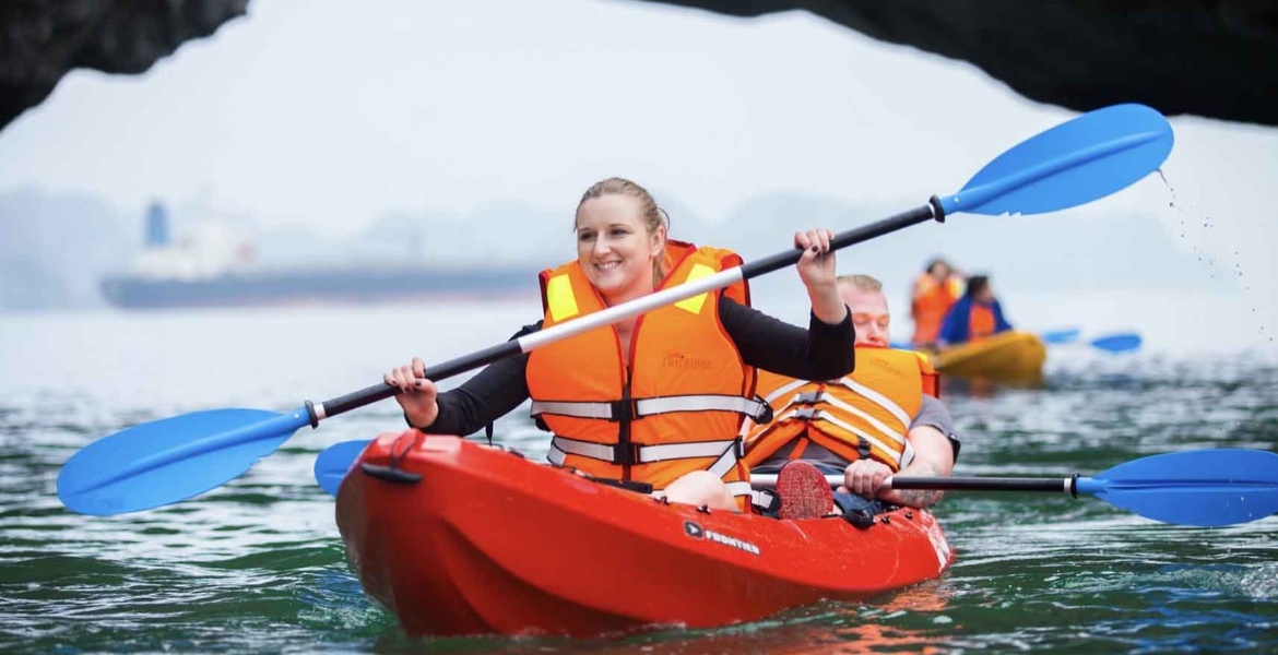 Kayak in Halong Bay