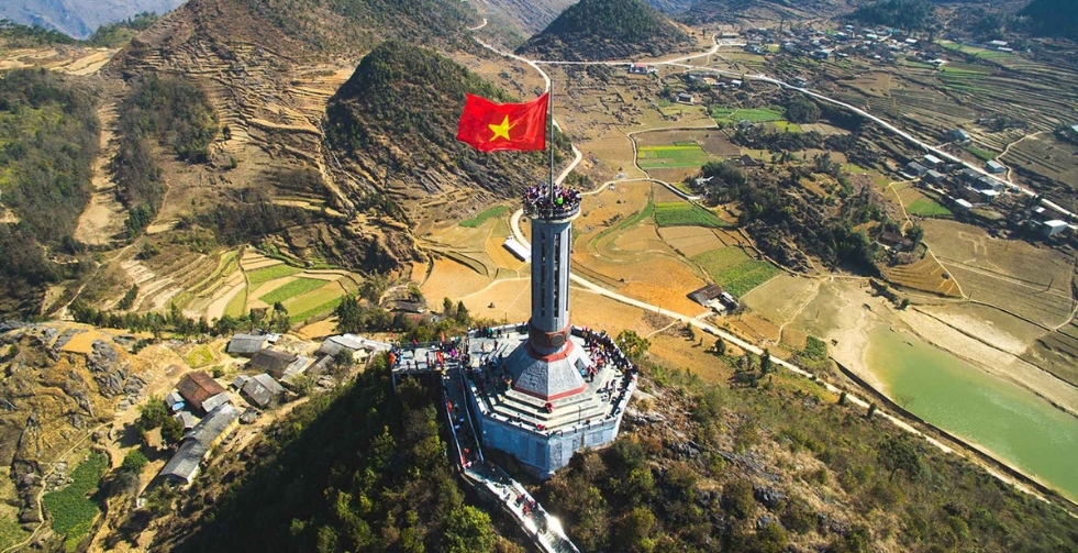 Lung Cu Flag Tower