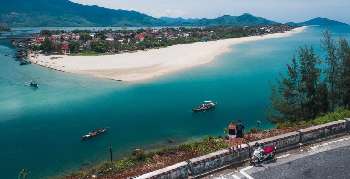 Amazing Way from Hue to Hoi An