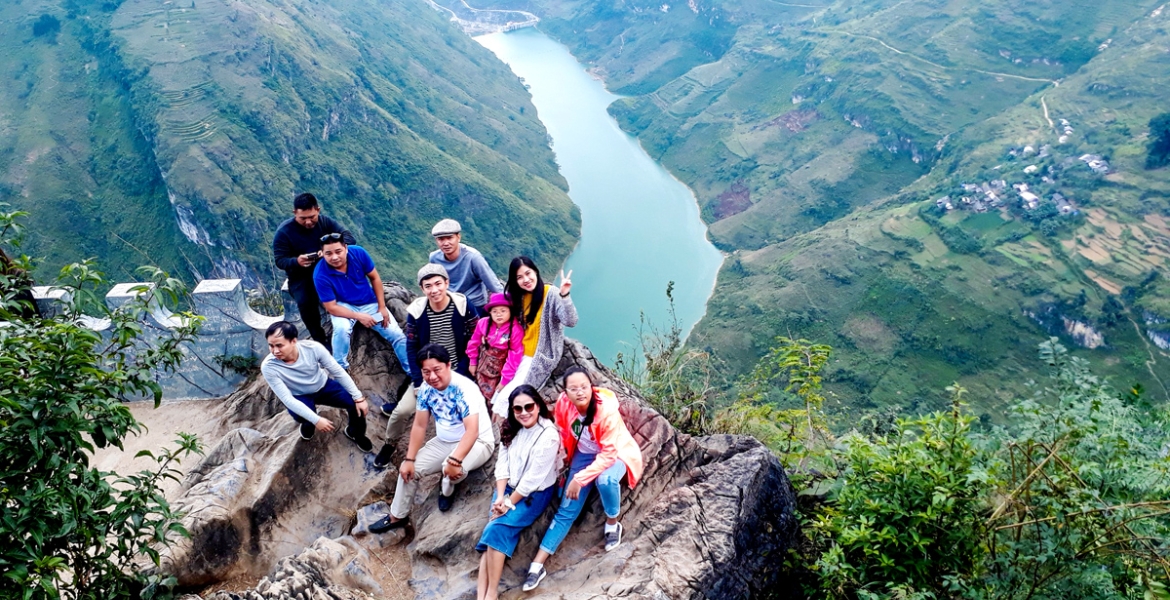 Ha Giang Loop By Motorbike 4 Days 3 Nights