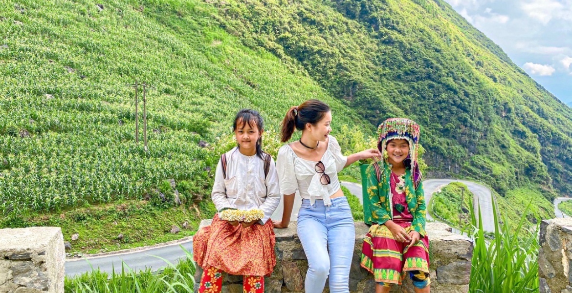 Ha Giang Loop by Jeep 4 Days